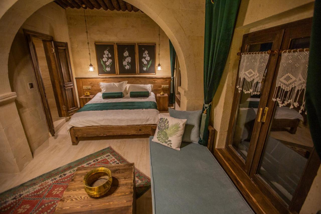 Mak'S Cave House Bed & Breakfast อุตชิซาร์ ภายนอก รูปภาพ