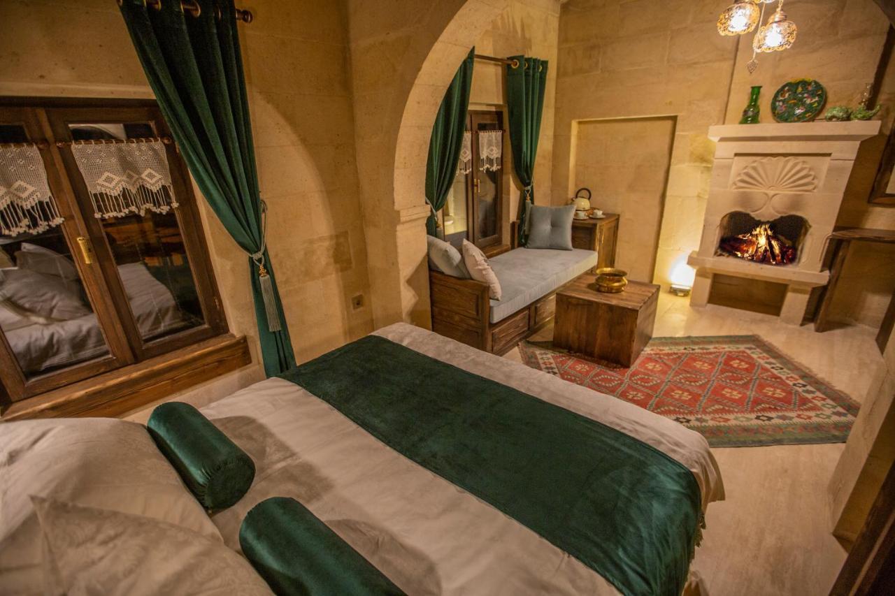 Mak'S Cave House Bed & Breakfast อุตชิซาร์ ภายนอก รูปภาพ