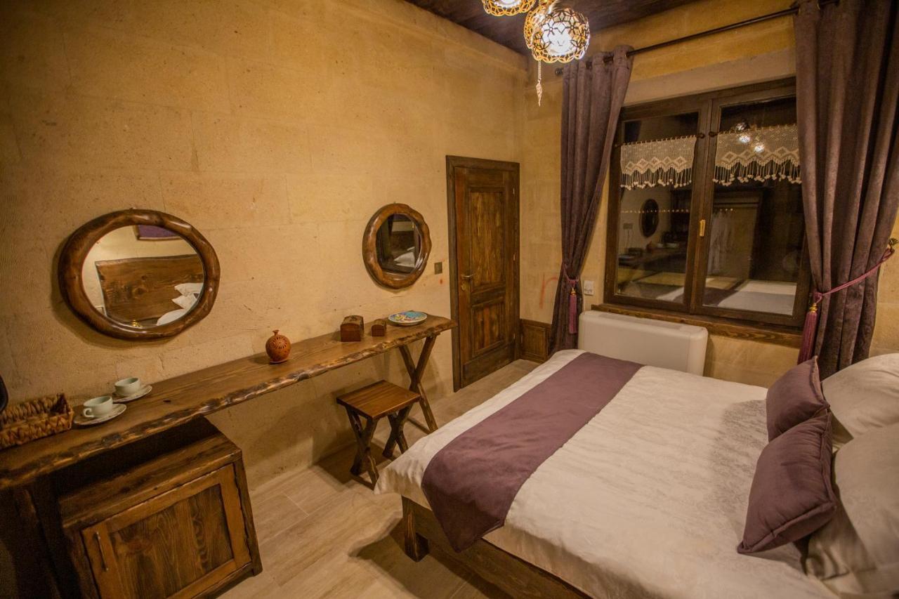 Mak'S Cave House Bed & Breakfast อุตชิซาร์ ภายนอก รูปภาพ