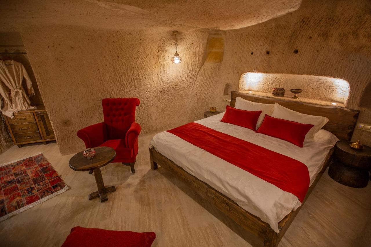 Mak'S Cave House Bed & Breakfast อุตชิซาร์ ภายนอก รูปภาพ