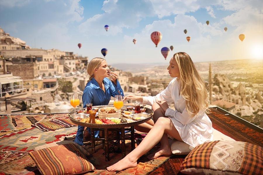Mak'S Cave House Bed & Breakfast อุตชิซาร์ ภายนอก รูปภาพ