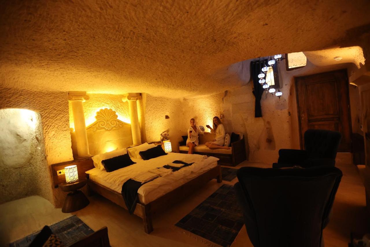 Mak'S Cave House Bed & Breakfast อุตชิซาร์ ภายนอก รูปภาพ